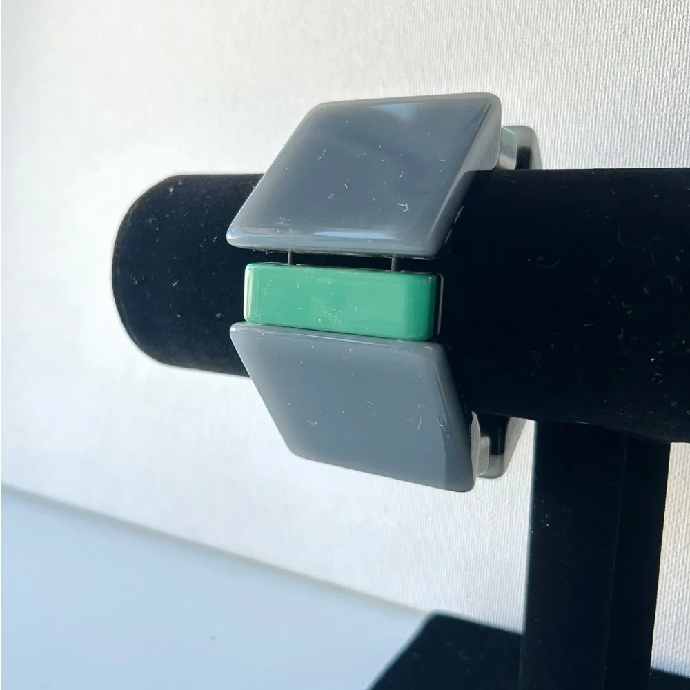 Vintage Chunky Resin Retro Mod Bracelet - Picture 3 of 6